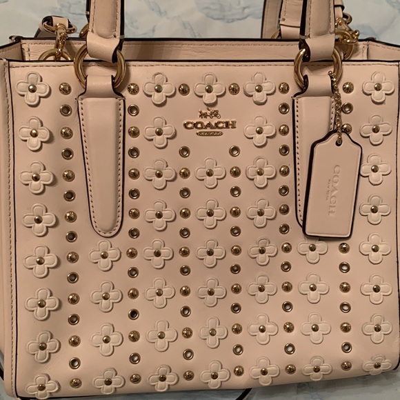 ⭐️Coach Floral Rivets Crossbody - Picture 3 of 13